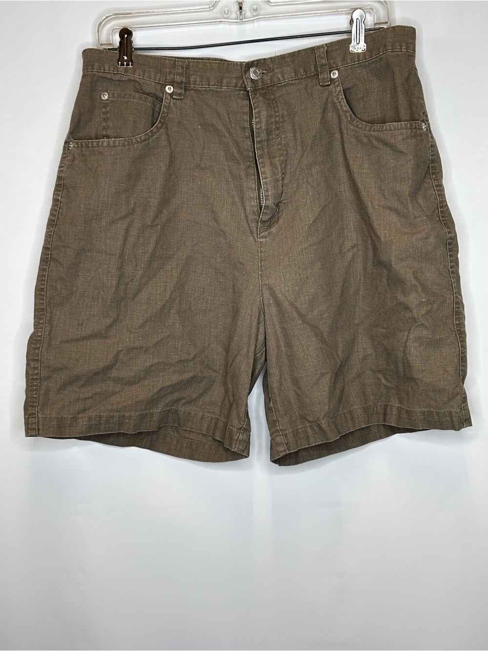 kathy ireland Women's Flat Front Brown Shorts